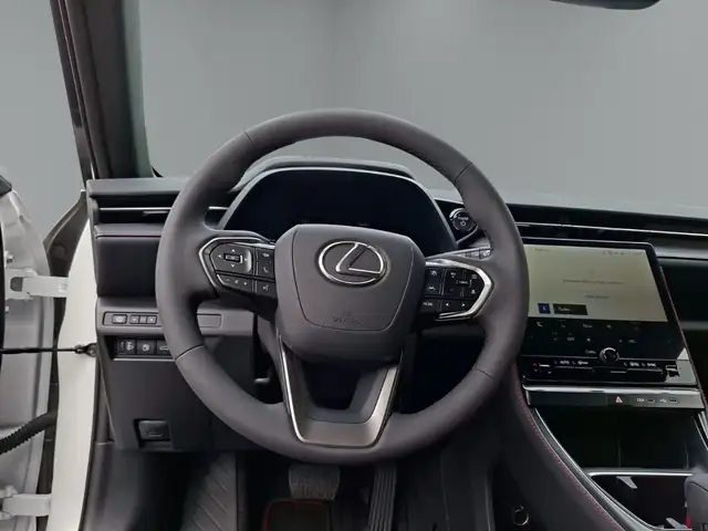 Lexus LBX view 14