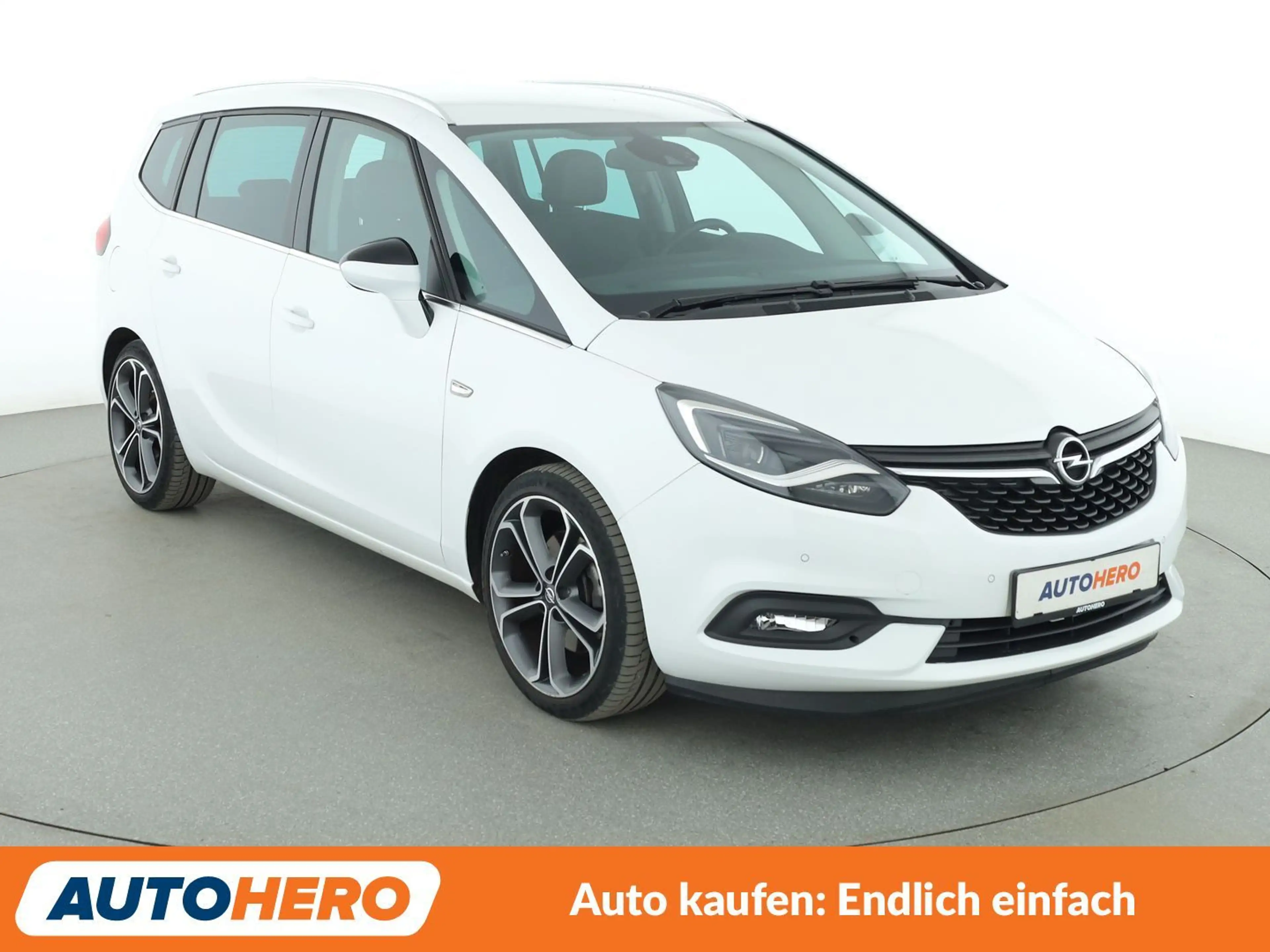 Opel Zafira Tourer 1.6 SIDI Turbo Innovation Aut.*NAVI*BiLED*CAM* — photo 8