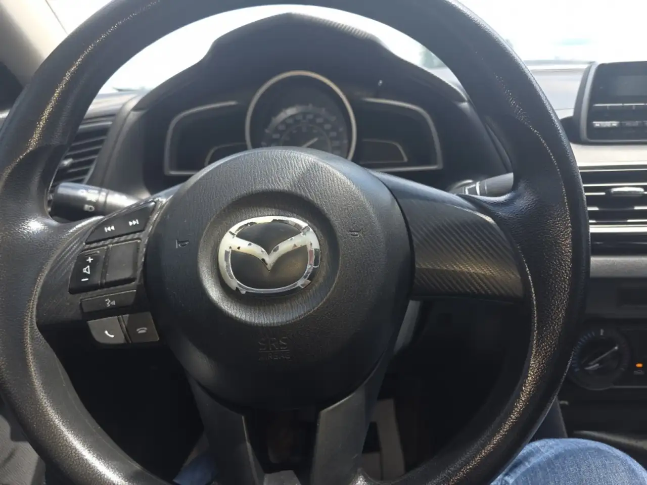 Mazda 3 photo Mazda 3