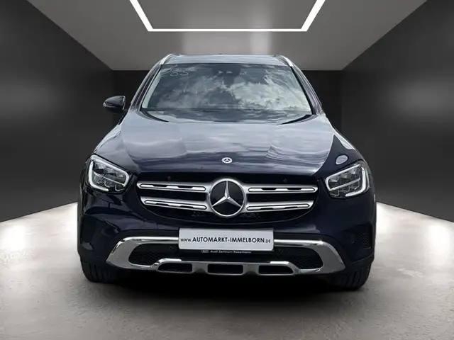 Mercedes-Benz GLC view 8
