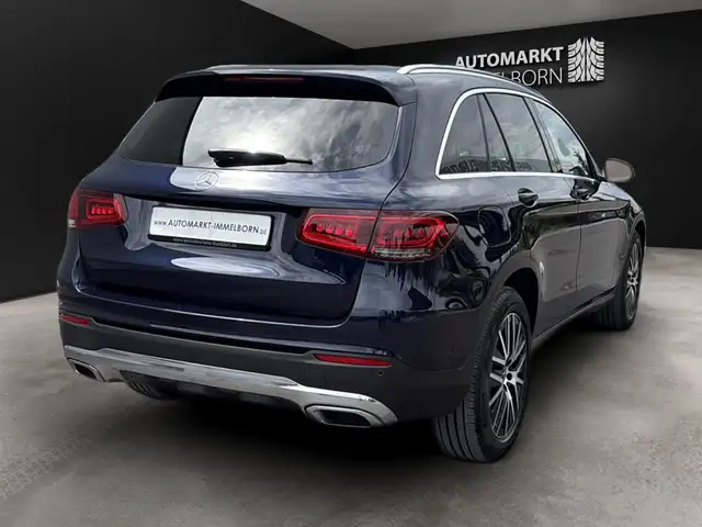 Mercedes-Benz GLC view 11