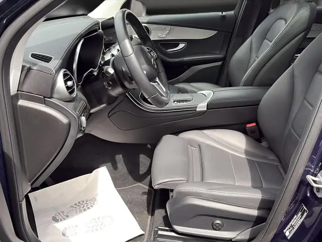 Mercedes-Benz GLC view 15