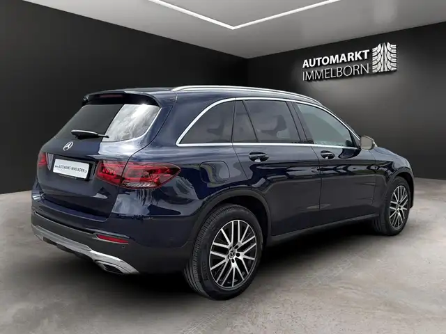 Mercedes-Benz GLC view 6