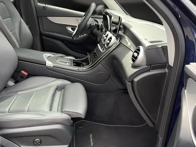 Mercedes-Benz GLC view 14