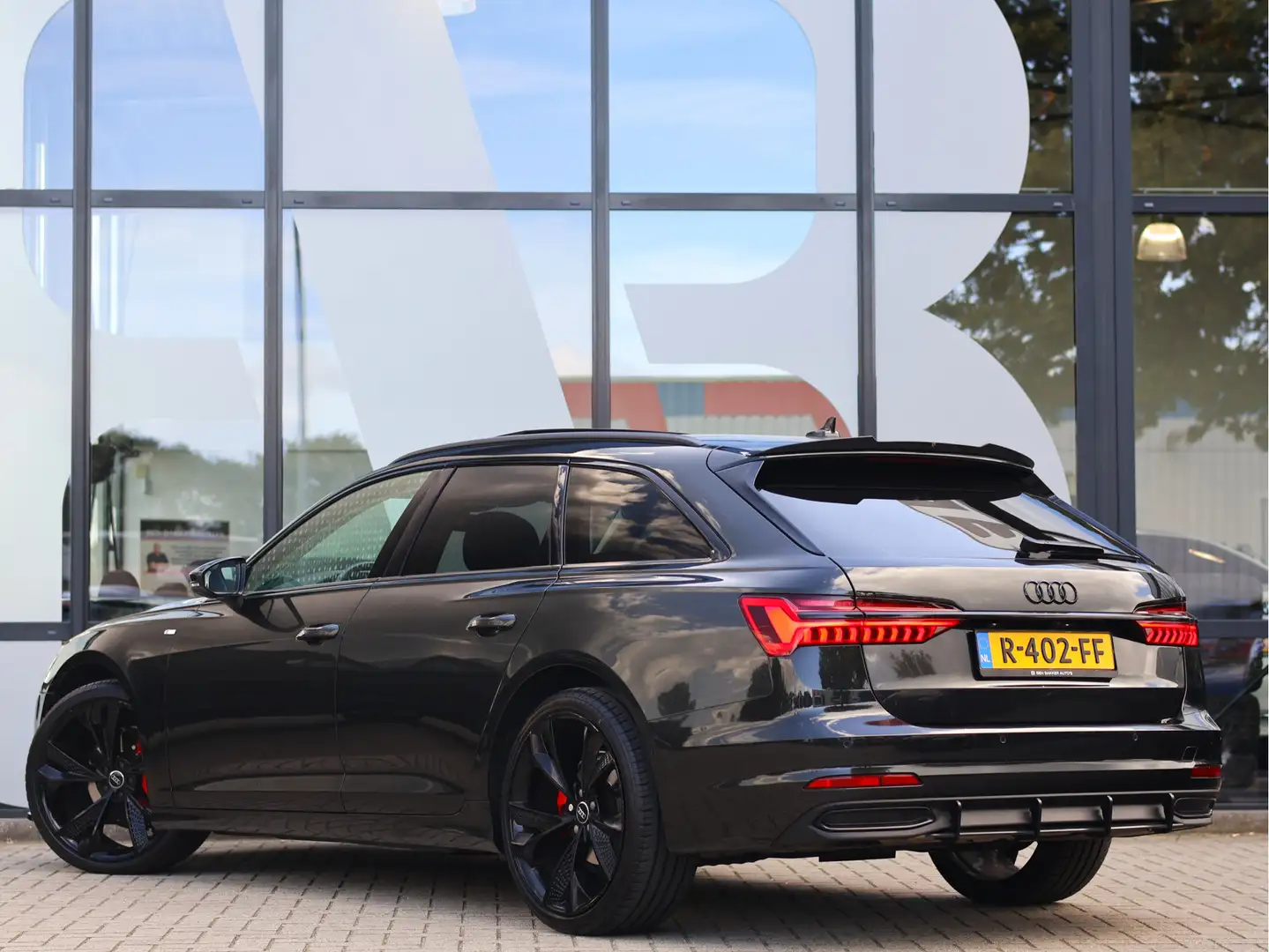 Audi A6 Avant 35 TDI 164PK S-line Automaat | Pano | Matrix Gris - 2