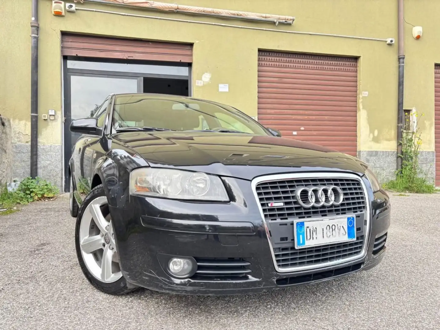 Audi A3 Sportback 1.9 TDI 105 CV Serie 8P Negru - 2