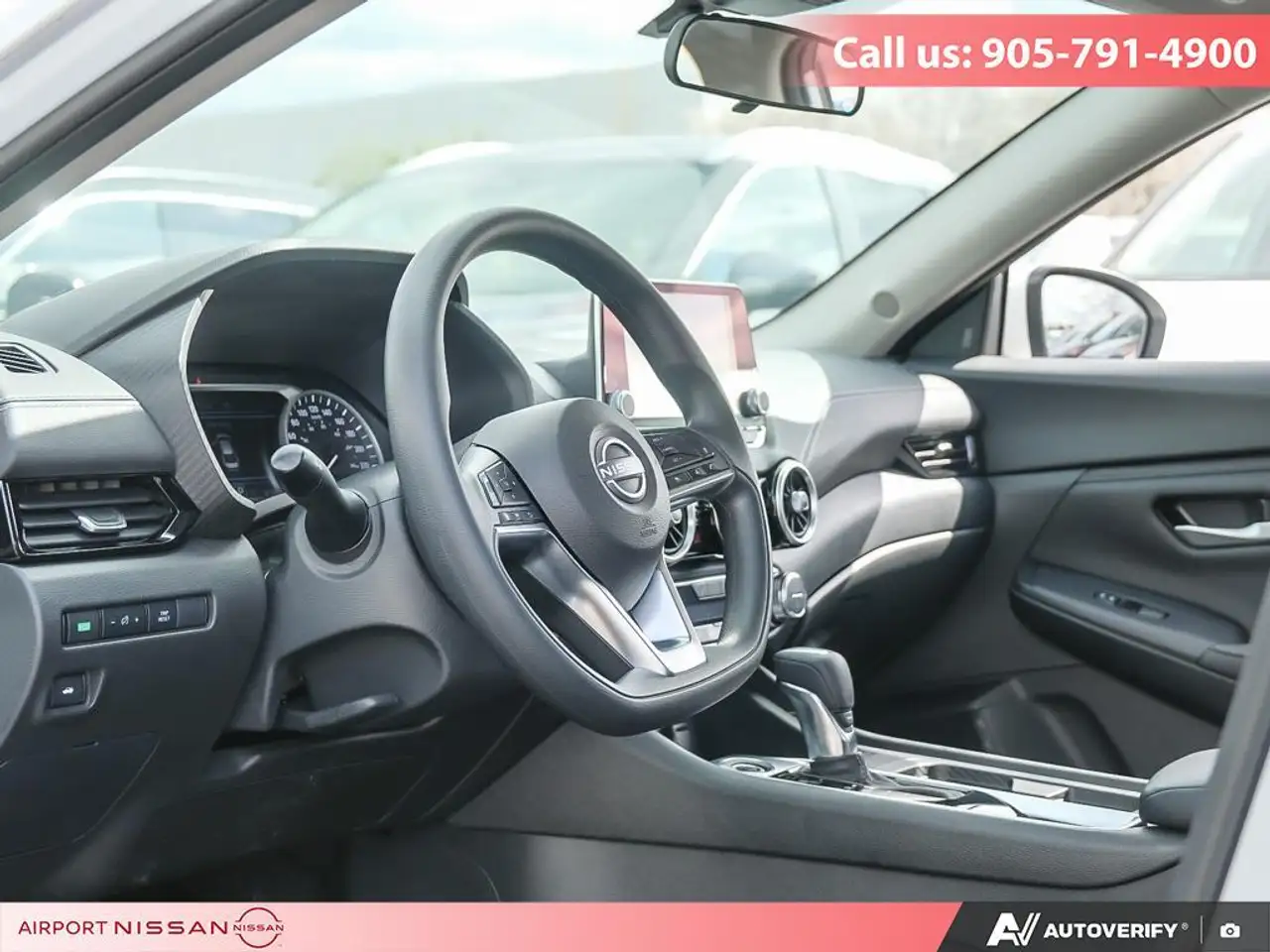 Nissan Sentra снимка Nissan Sentra