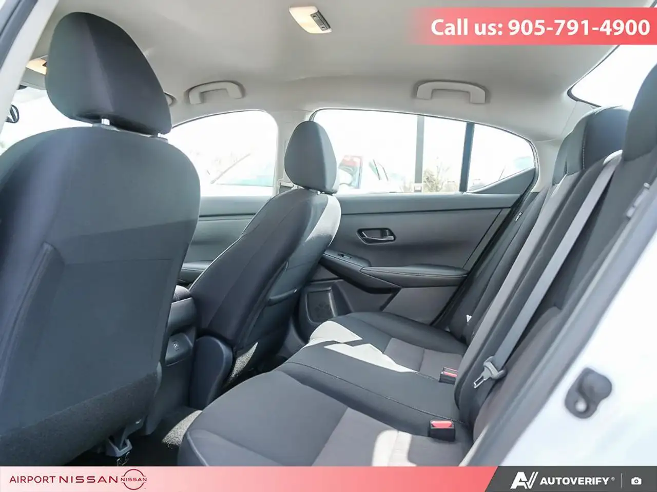 Nissan Sentra снимка Nissan Sentra