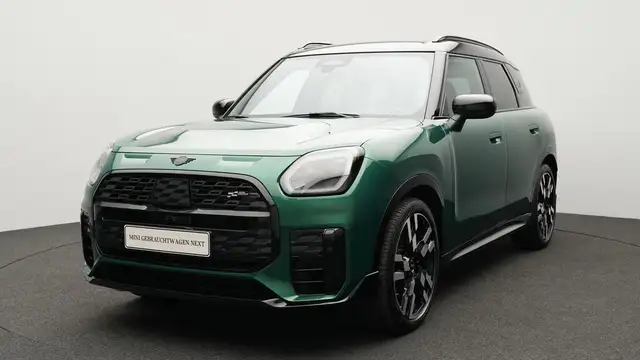 MINI Countryman S All4 John Cooper Works Trim