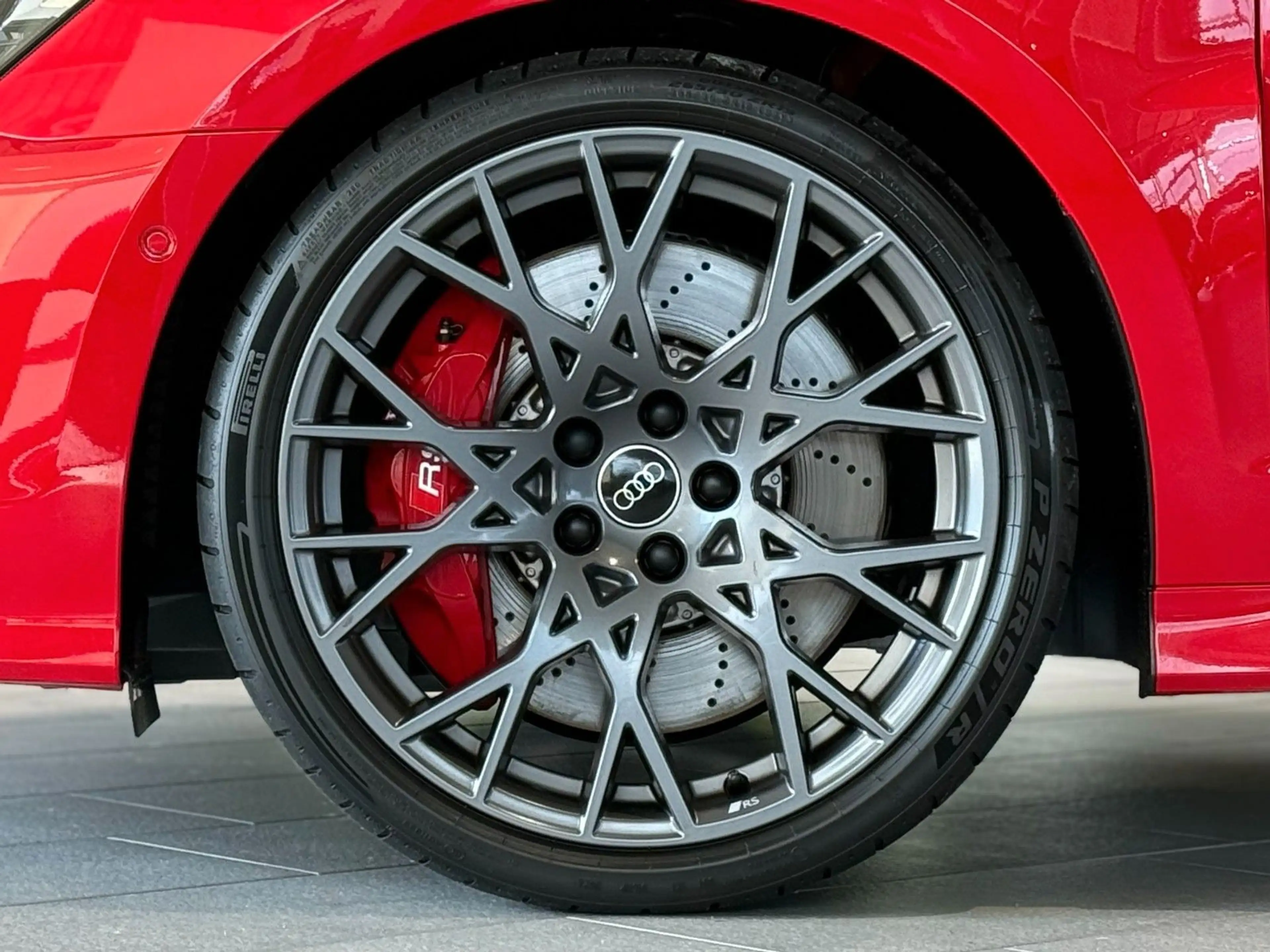 Audi RS3 Sportback 2.5 quattro*Massage*HUD*Kamera* — photo 2