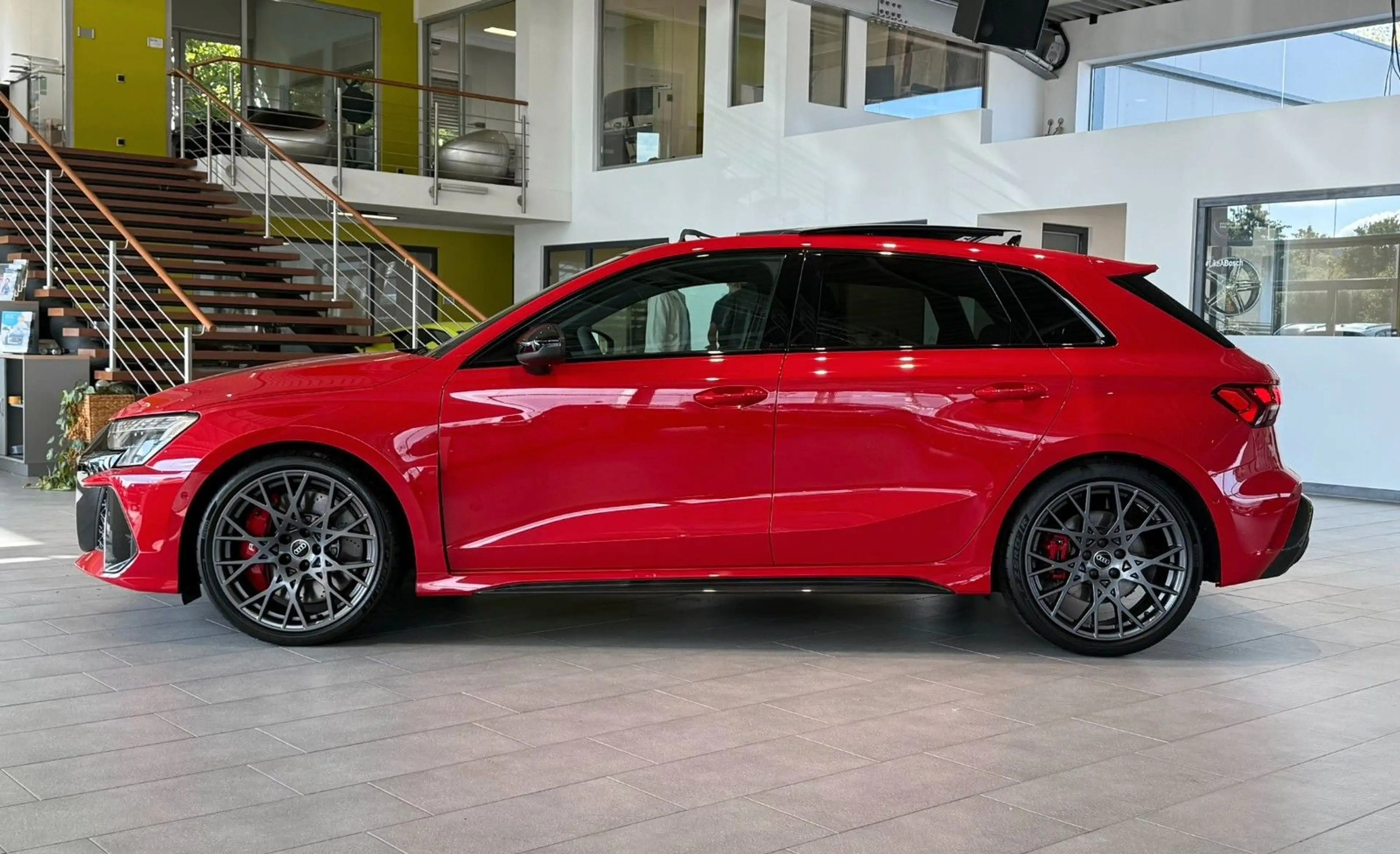 Audi RS3 Sportback 2.5 quattro*Massage*HUD*Kamera* — photo 3