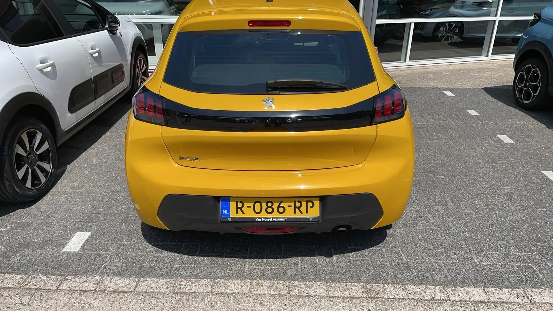 Peugeot 208 1.2 PureTech Active | Airco | Bluetooth | Apple Ca Jaune - 2