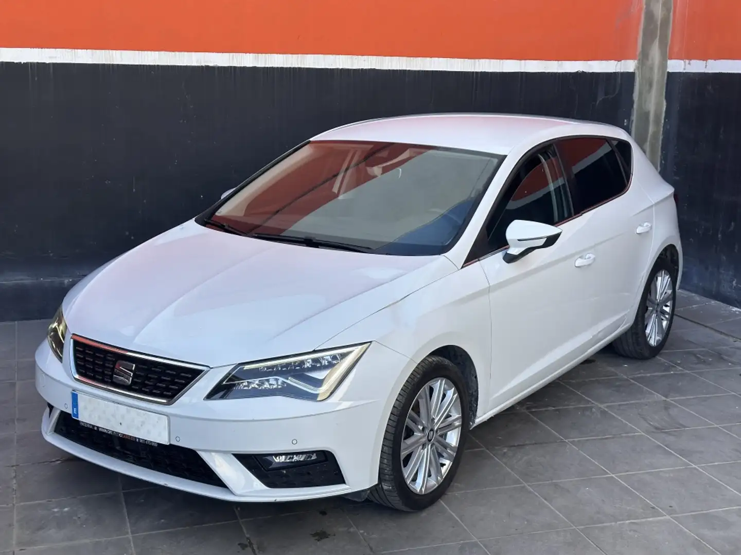 SEAT Leon ST 2.0TDI CR S&S Xcellence DSG-7 150 Blanco - 2