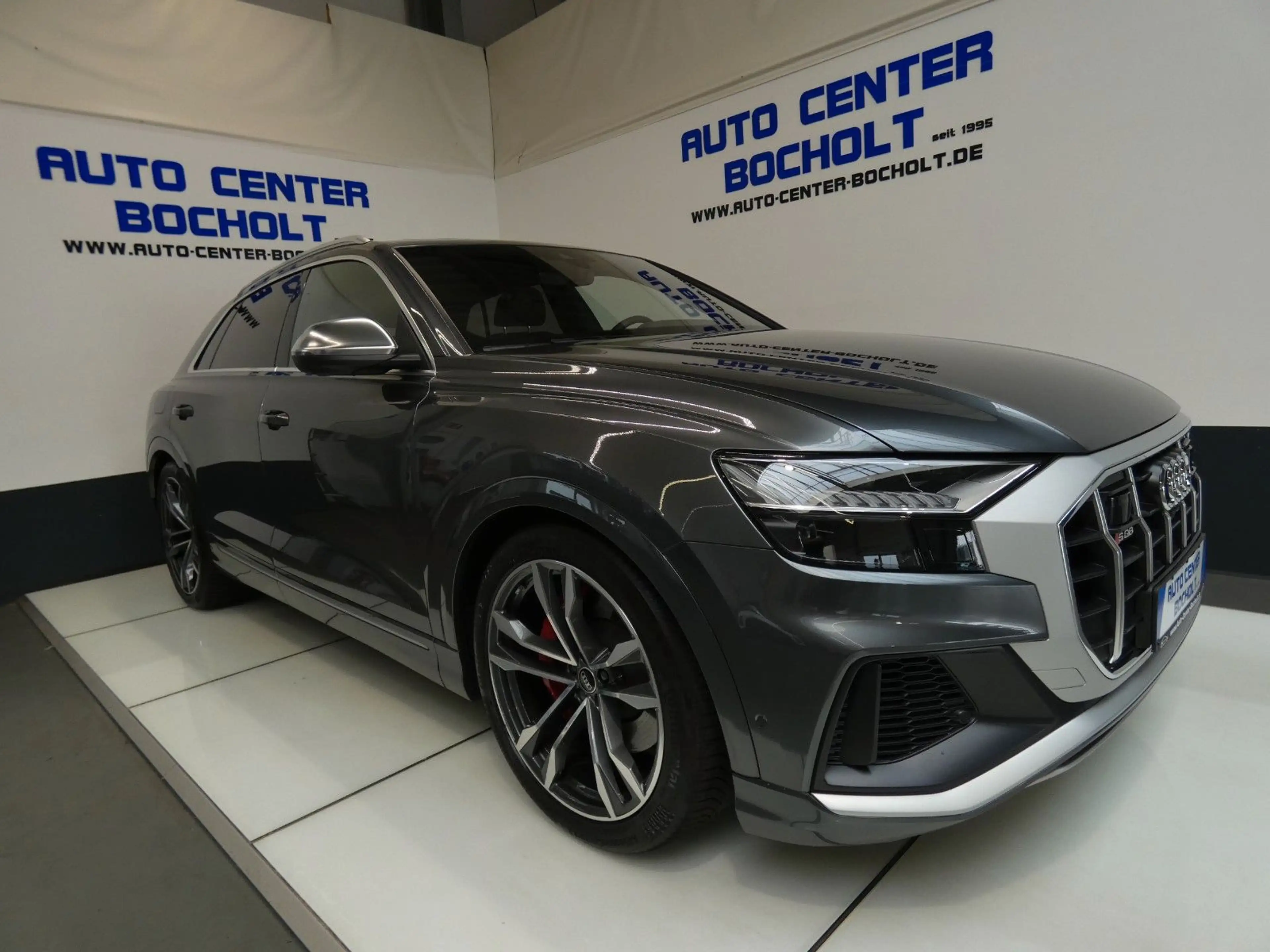 Audi SQ8 4.0 TFSI Pano*Standh.*Soft-Close*B&O*AHK*HUD — photo 3