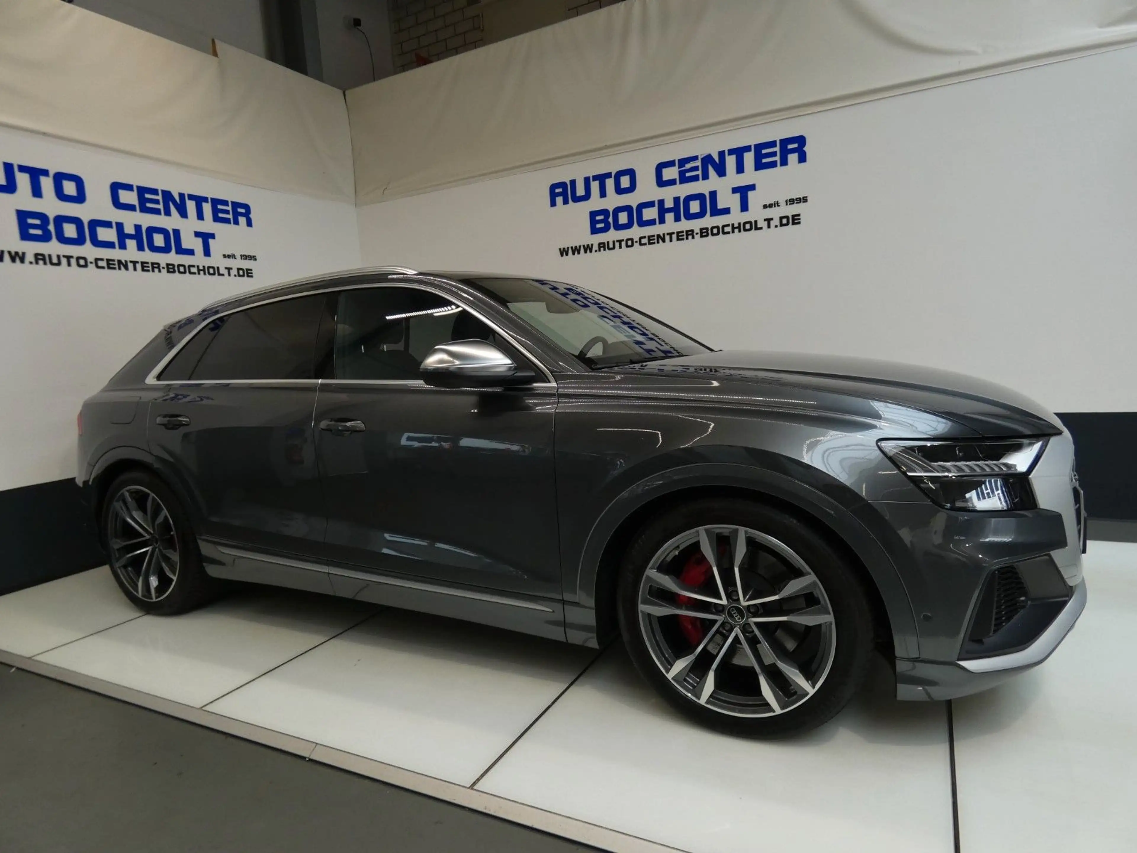 Audi SQ8 4.0 TFSI Pano*Standh.*Soft-Close*B&O*AHK*HUD — photo 4