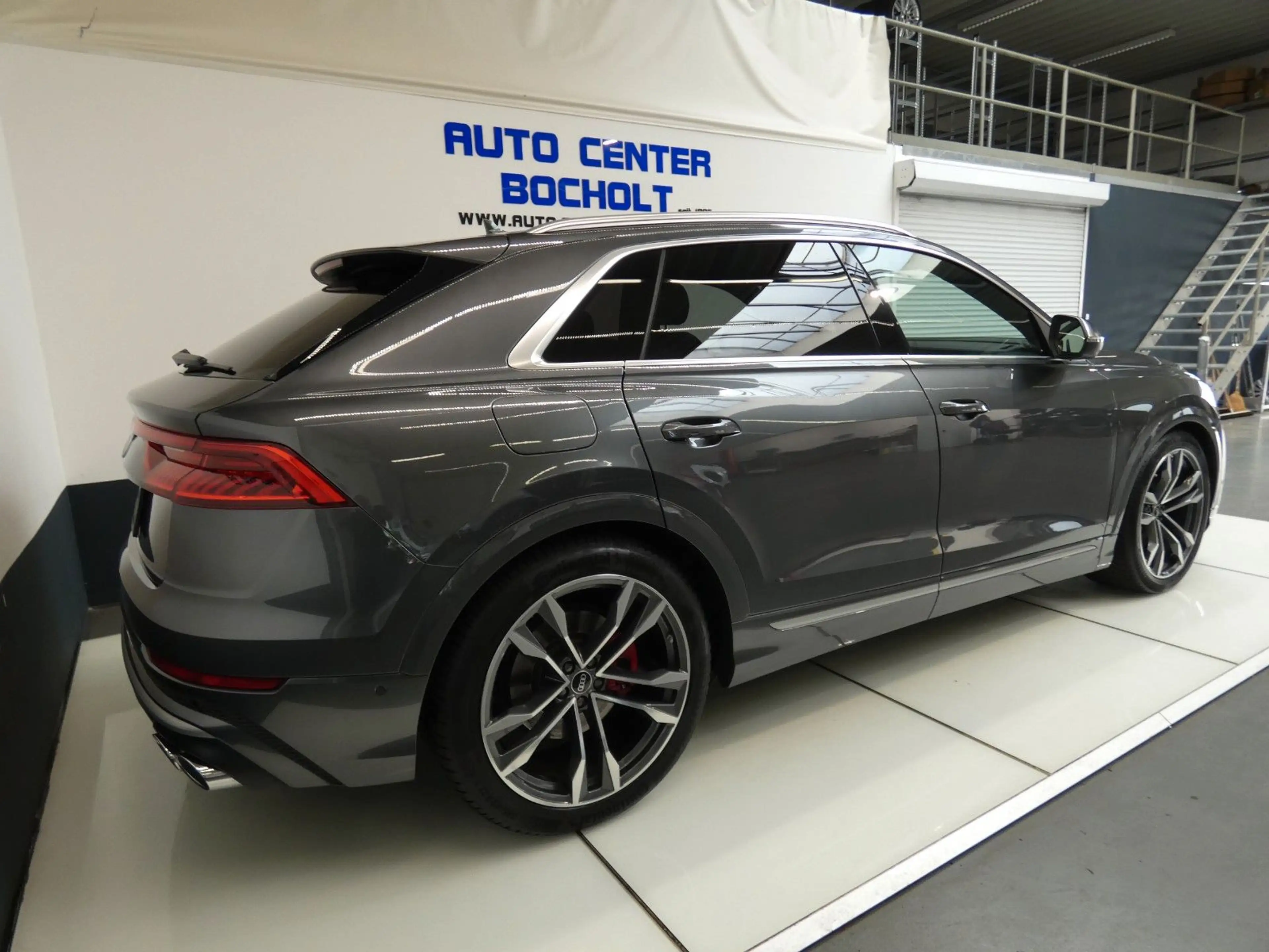 Audi SQ8 4.0 TFSI Pano*Standh.*Soft-Close*B&O*AHK*HUD — photo 10