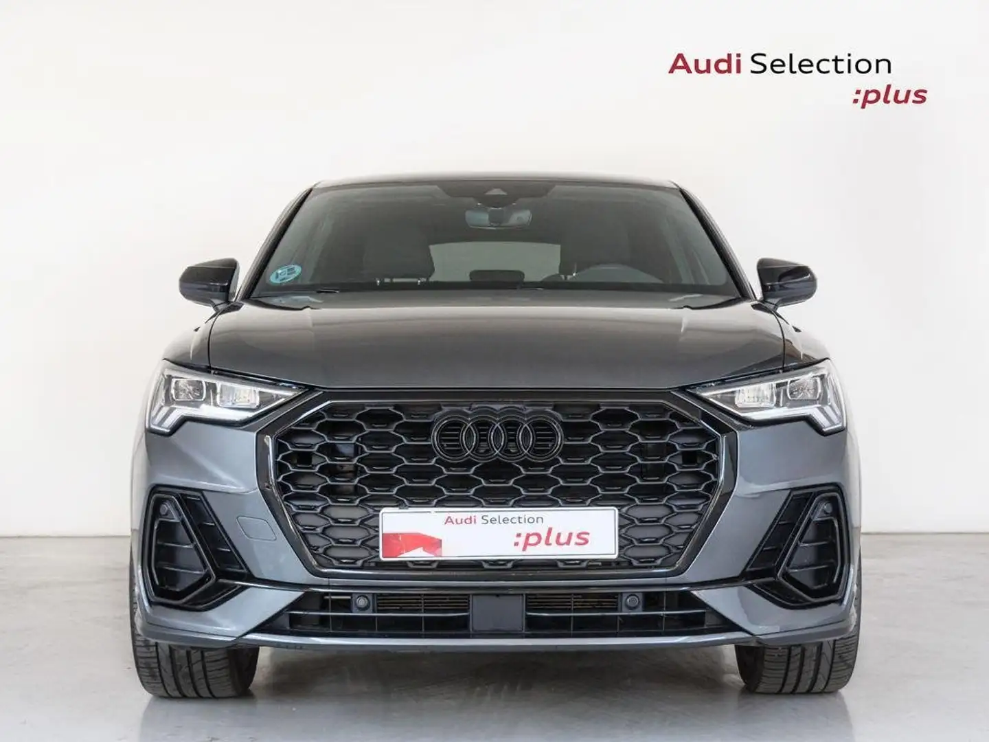 Audi Q3 Sportback 35 TDI Black line S tronic Gris - 2