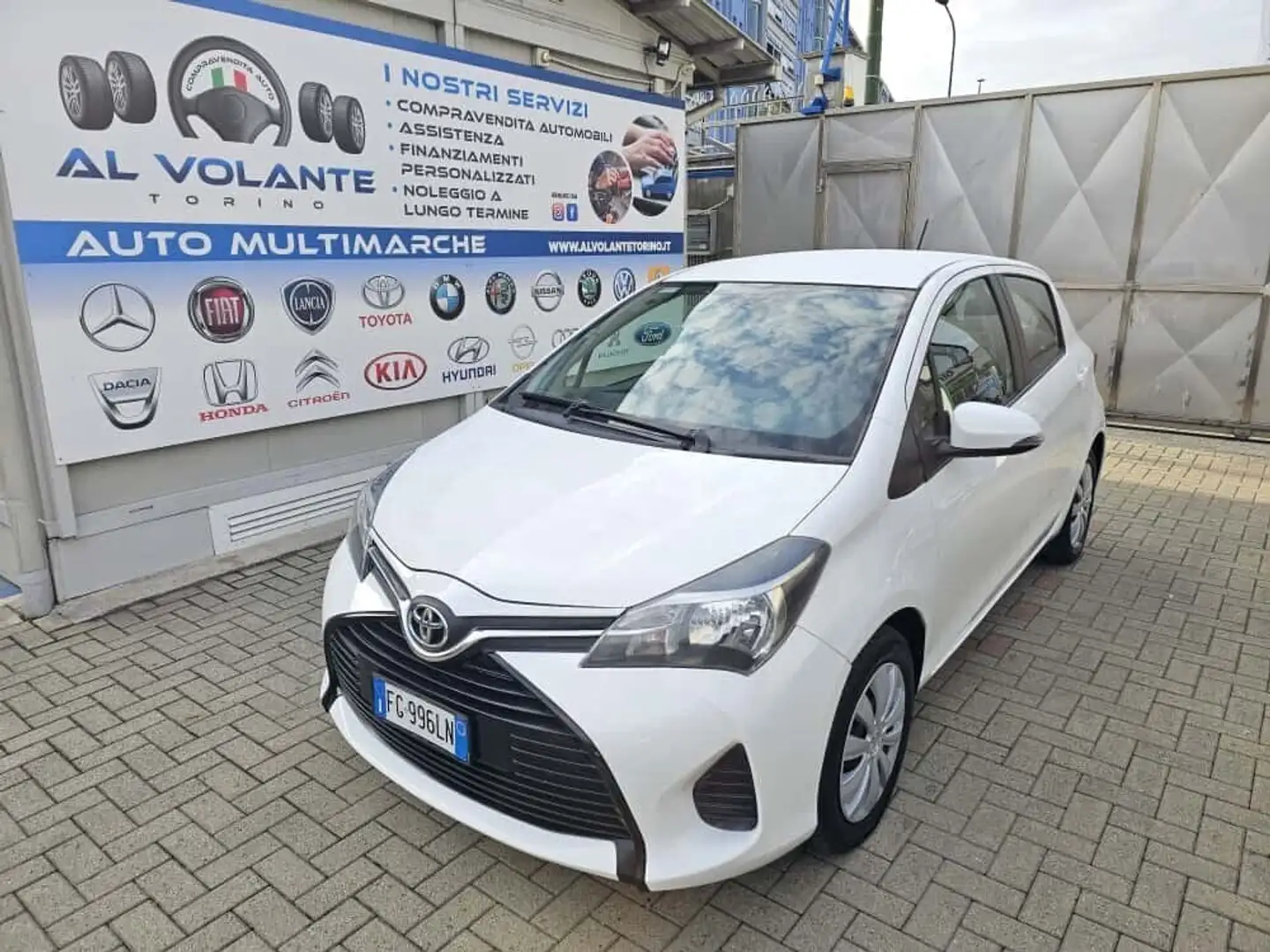 Toyota Yaris Yaris 1.0 5 porte Blanco - 2