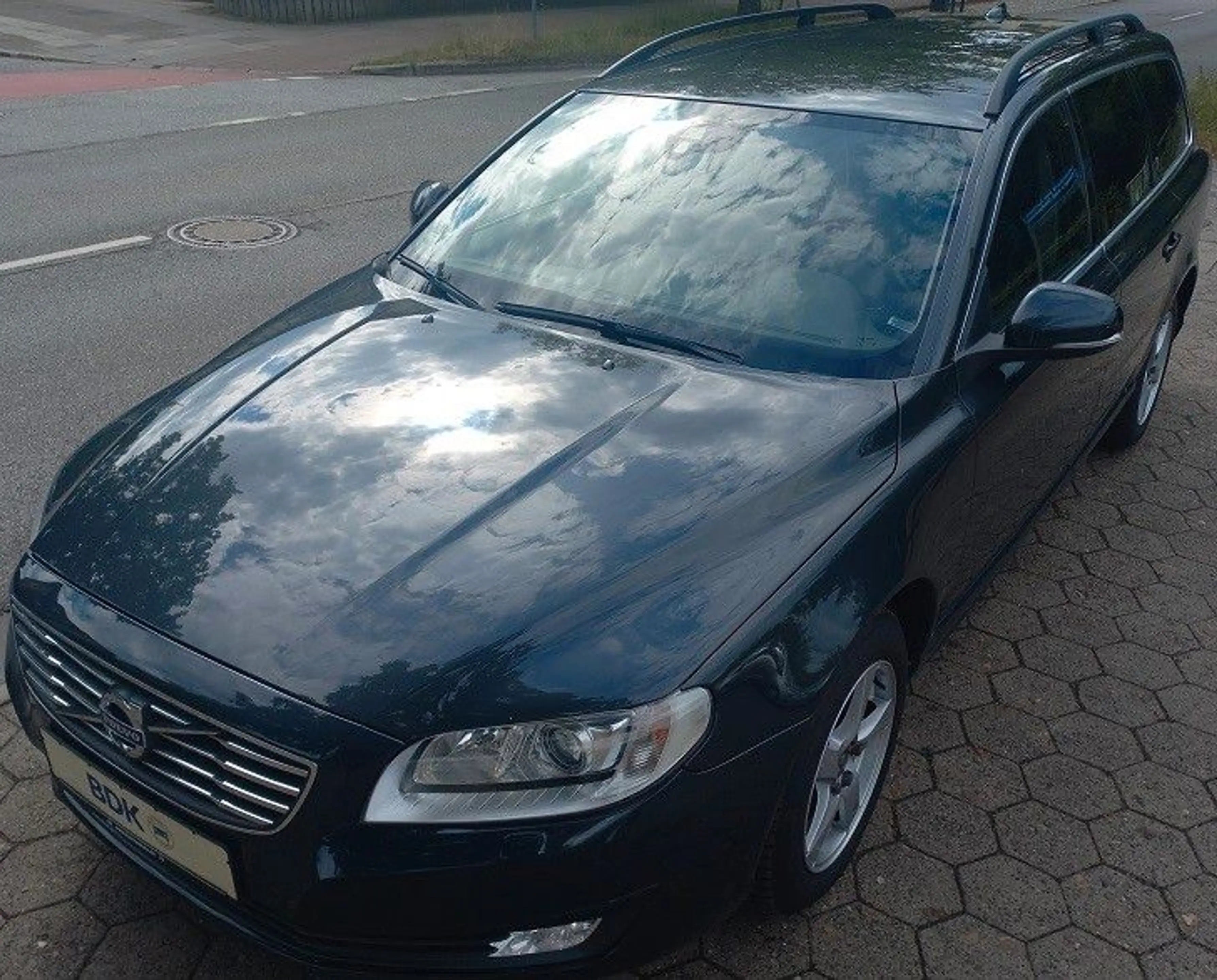 Volvo V70 2,0D Aut. Klima SHZ Navi Xenon AHK Tempo BC — photo 4