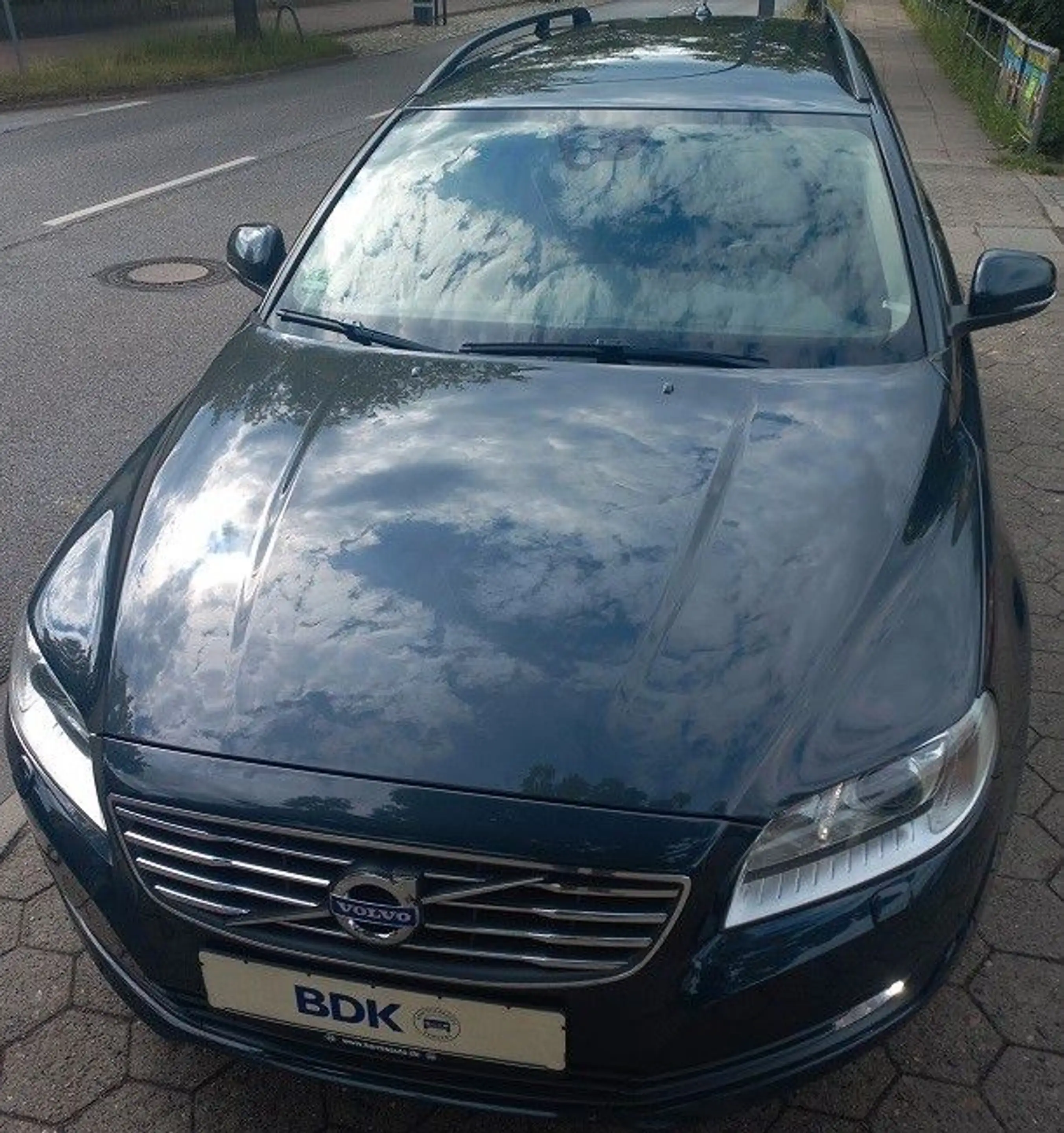 Volvo V70 2,0D Aut. Klima SHZ Navi Xenon AHK Tempo BC — photo 3