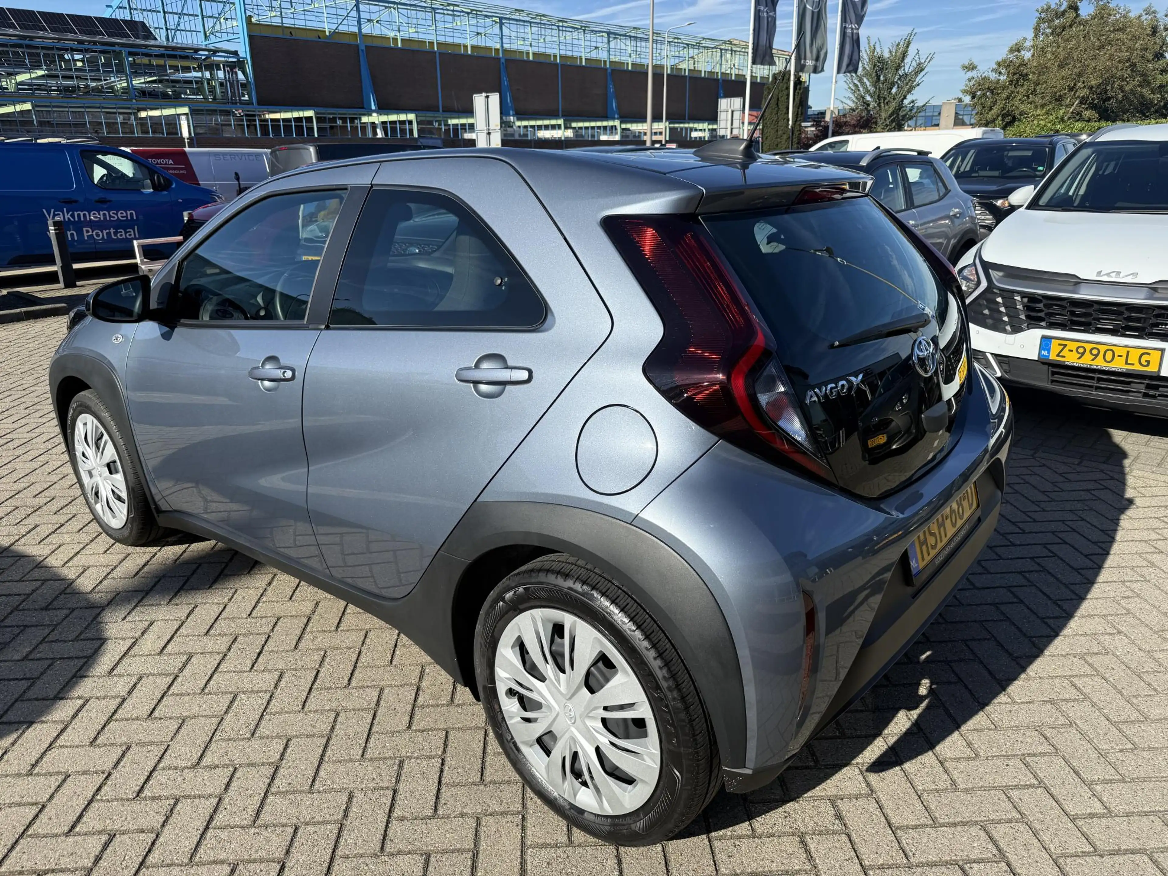 Toyota Aygo X 1.0 VVT-i MT Play — photo 14