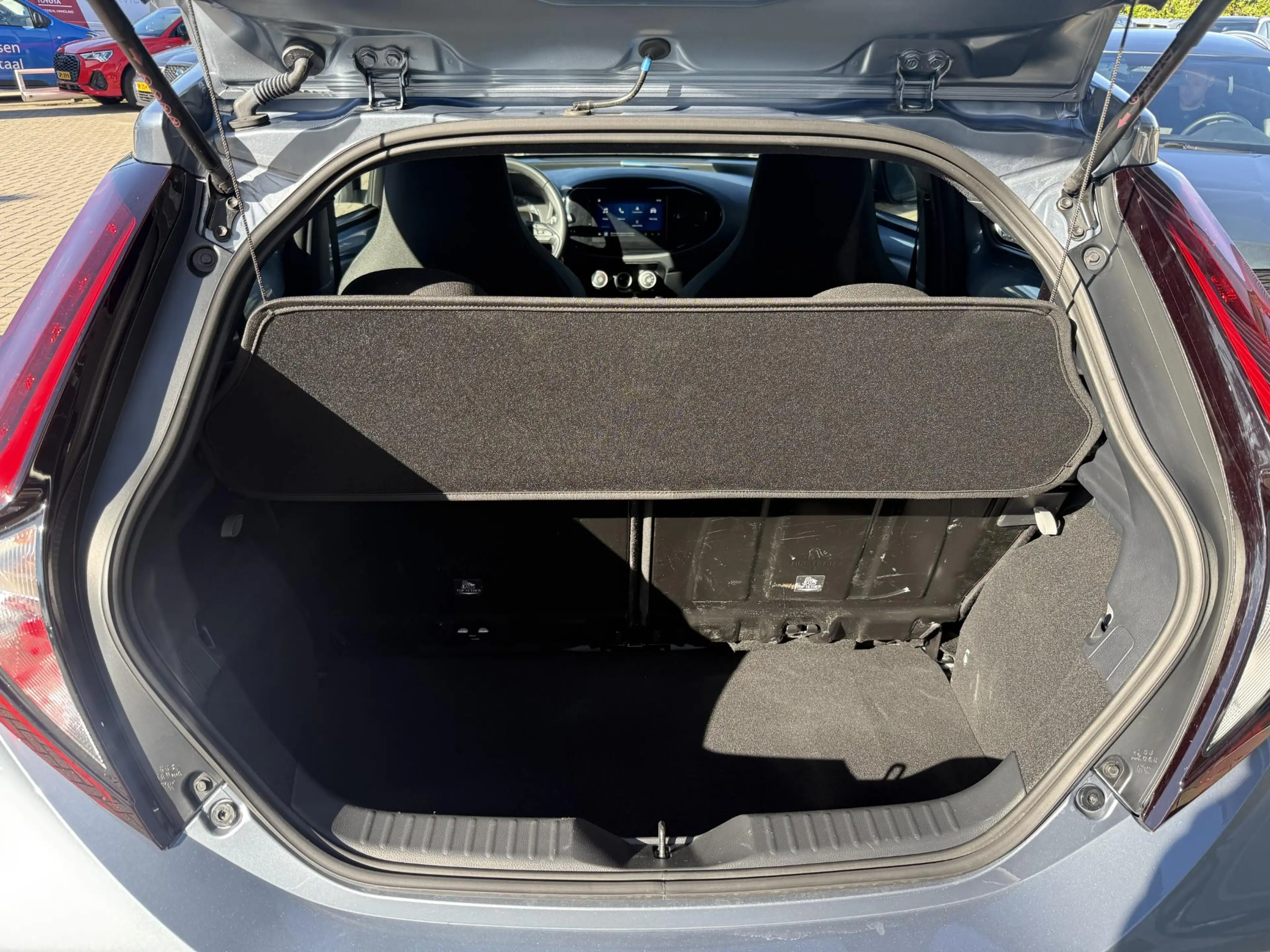 Toyota Aygo X 1.0 VVT-i MT Play — photo 3