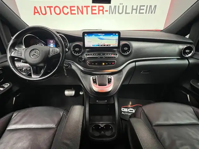 Mercedes-Benz V-Class view 10