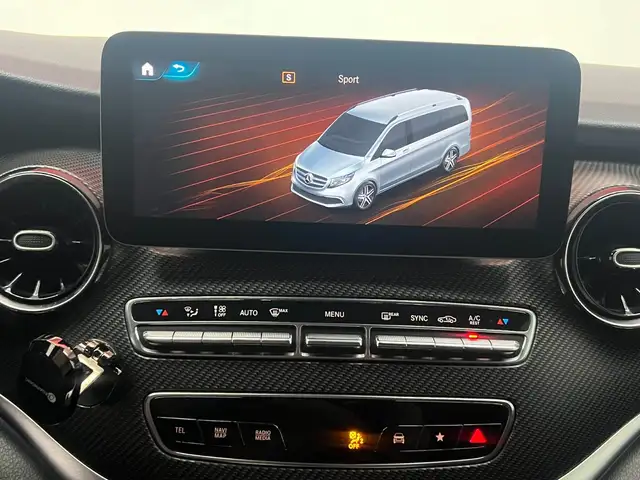 Mercedes-Benz V-Class view 14