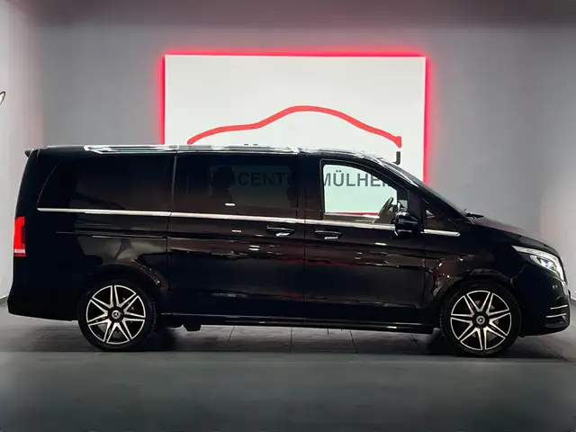 Mercedes-Benz V-Class view 5