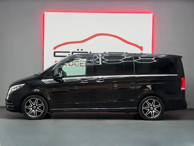 Mercedes-Benz V-Class view 7
