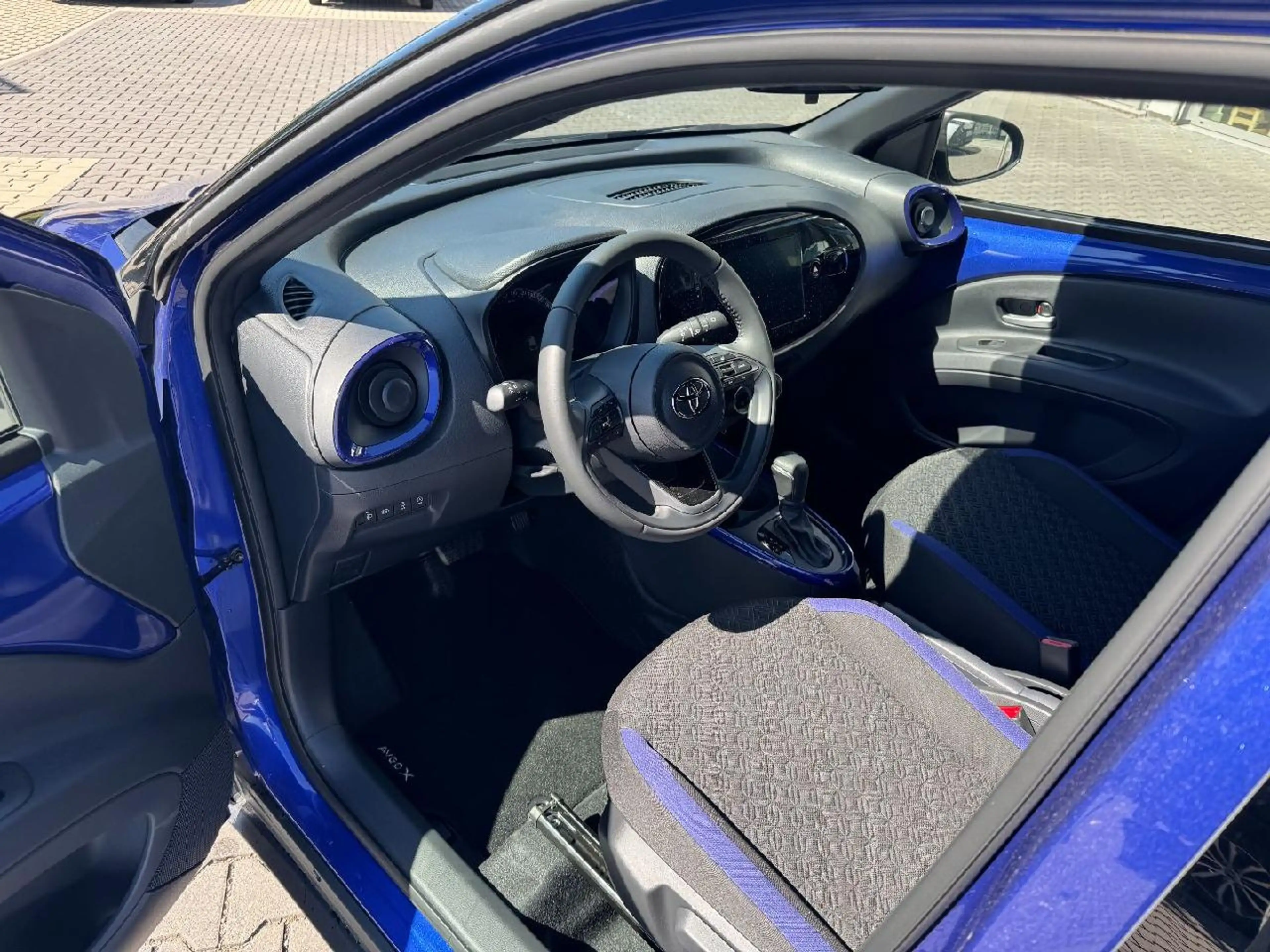 Toyota Aygo X Teamplayer — photo 8