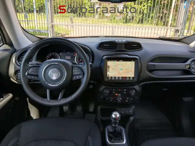 Jeep Renegade view 12