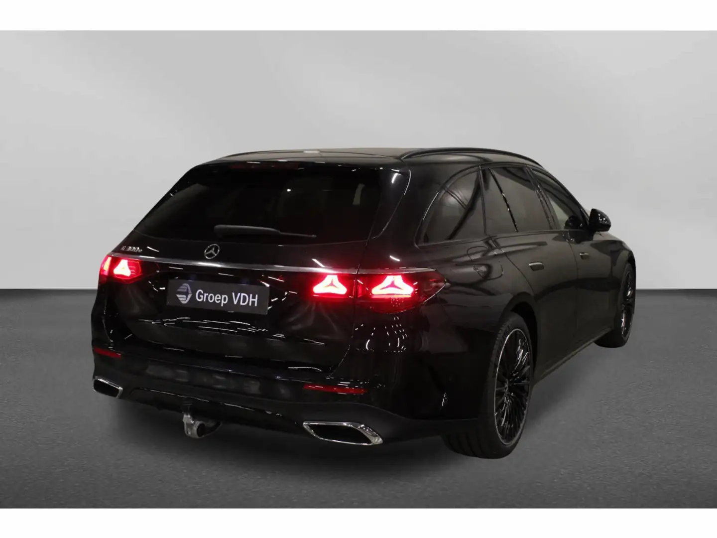 Mercedes-Benz E 300 Cars e Break AMG Line Negru - 2