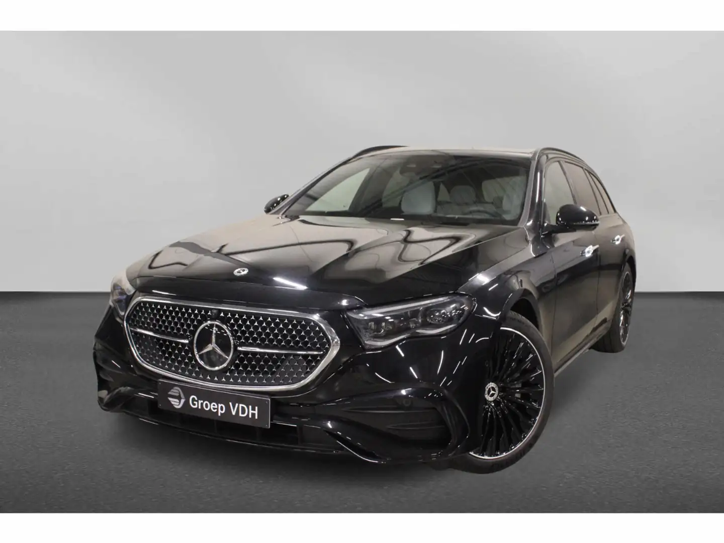Mercedes-Benz E 300 Cars e Break AMG Line Negru - 1