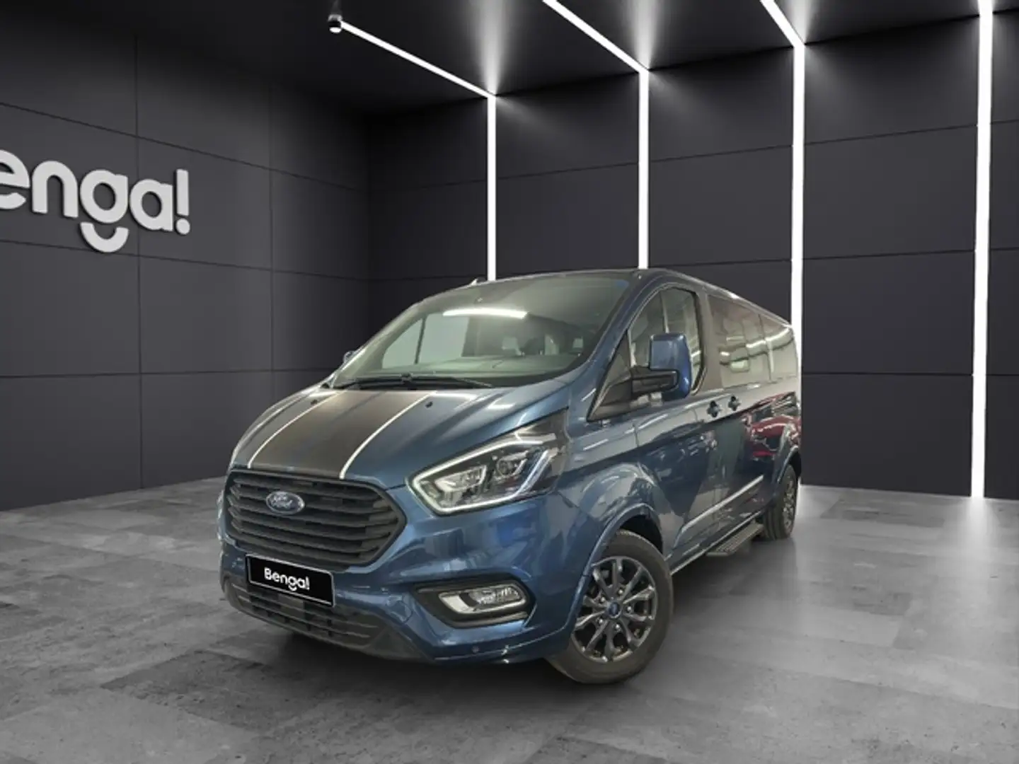 Ford Tourneo Custom 2.0 EcoBlue Titanium Aut. 185 Blauw - 2