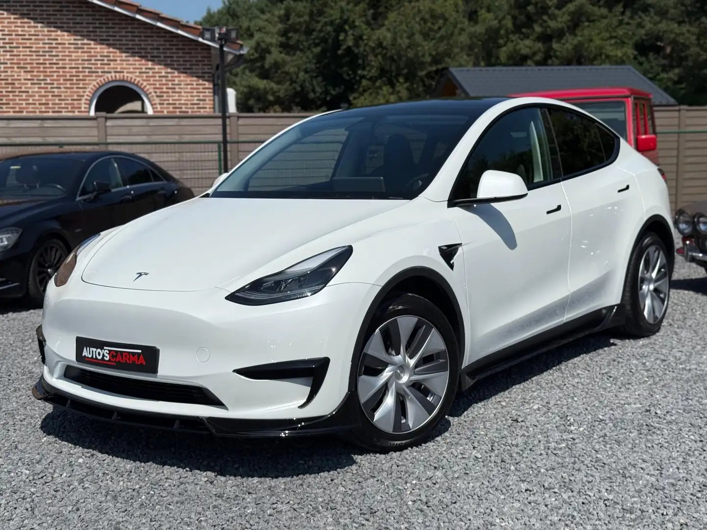 Tesla Model Y 72.5 kWh Dual Motor Sport + Black Design Pano Led* Weiß - 1