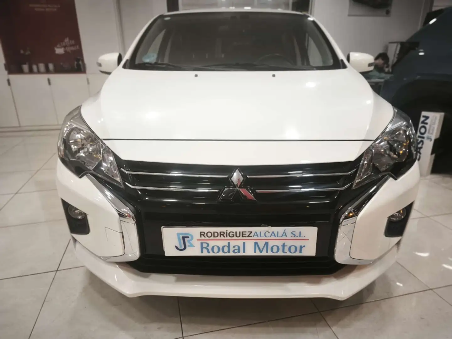 Mitsubishi Space Star 120 MPI Kaiteki Blanco - 2