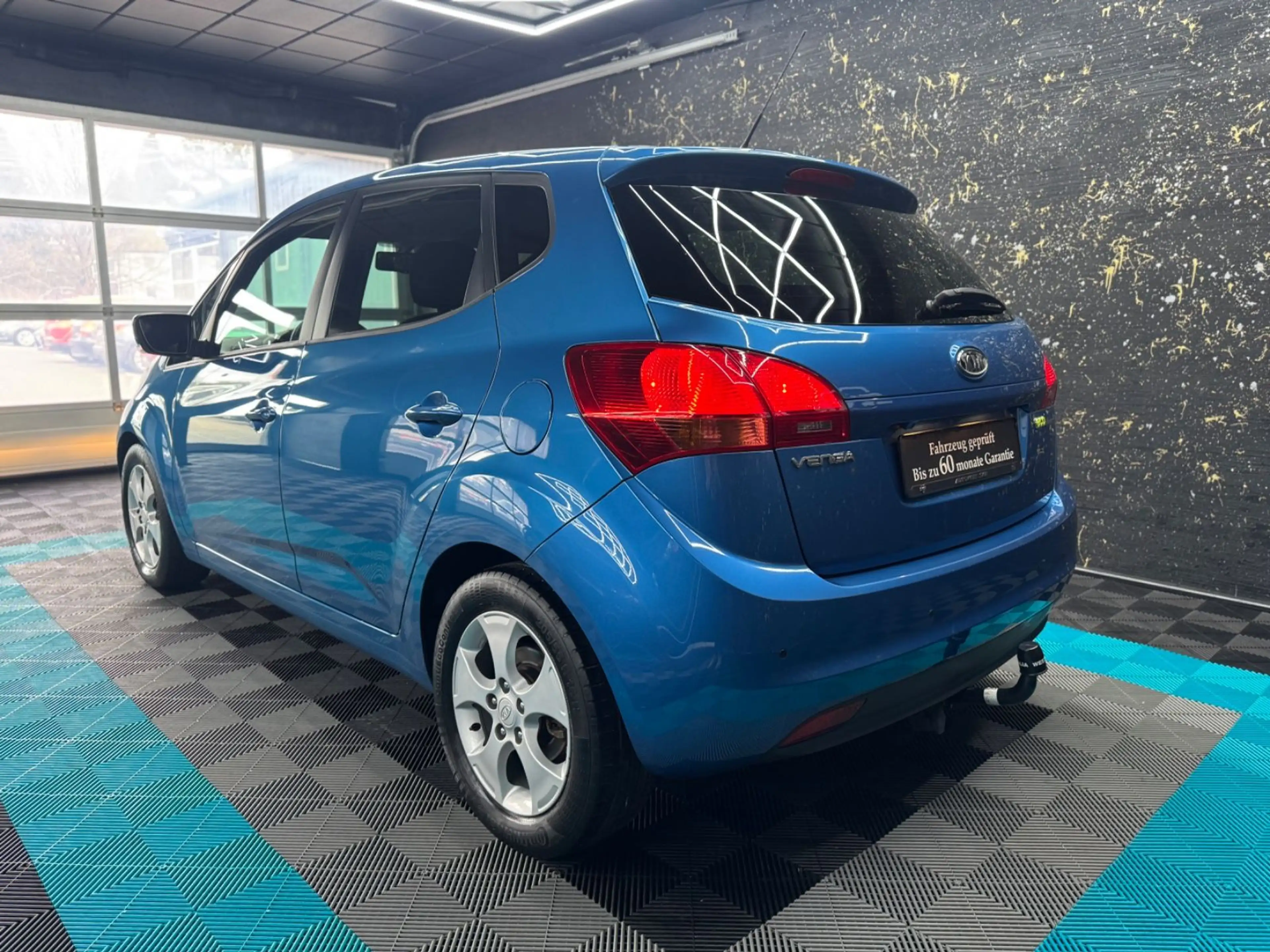 Kia Venga Spirit SHZ/RFK/BLTH — photo 8