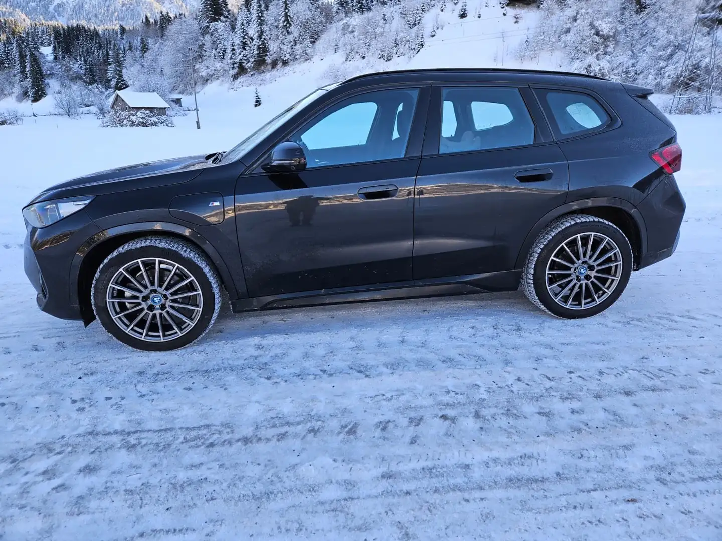 BMW X1 X1 xDrive30e 14,2kWh Aut. Noir - 1