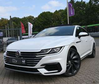 2.0 TSI 4Motion R-Line Pano Navi LED CAM