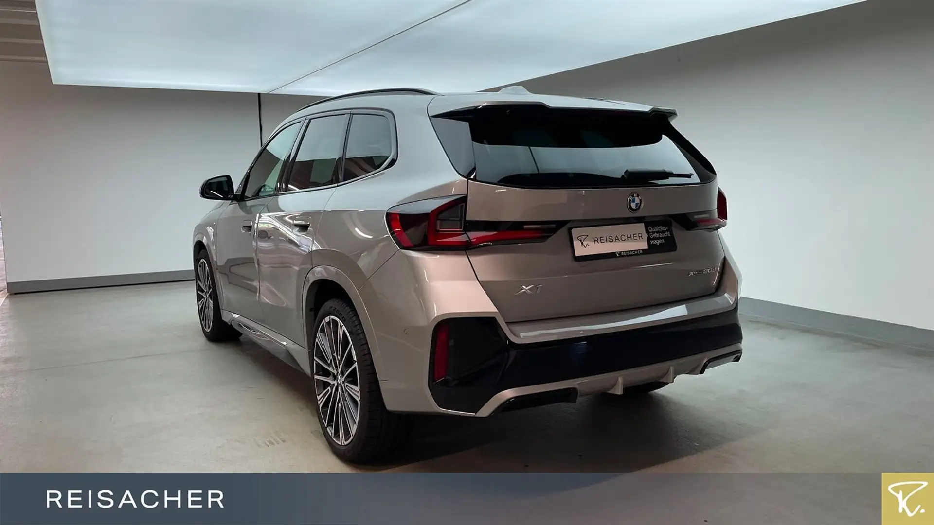 BMW X1 xDrive 20dA M-Sport LCProf HUD PA+ Keyl LM20" Argent - 2