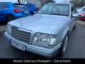 Mercedes-Benz E 220 *Limousine*Oldtimer*Sehr gepflegt*Automatik Grey - thumbnail 2