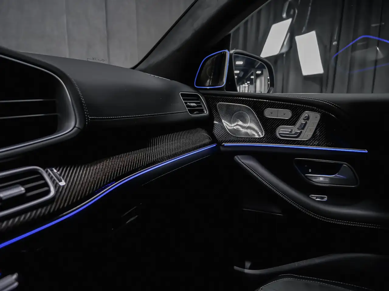 Mercedes-Benz GLE снимка Mercedes-Benz GLE