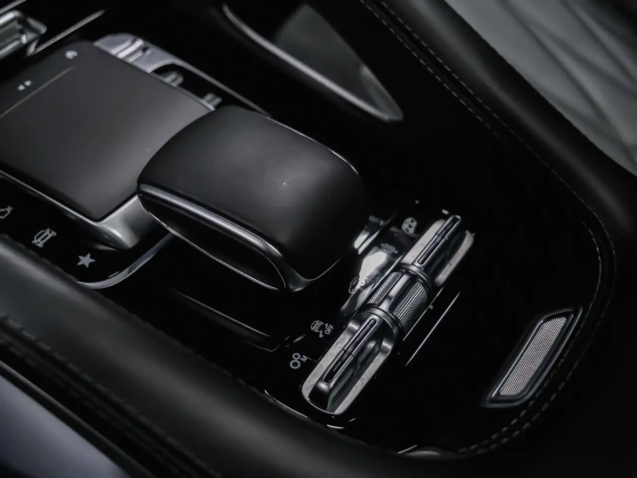 Mercedes-Benz GLE снимка Mercedes-Benz GLE