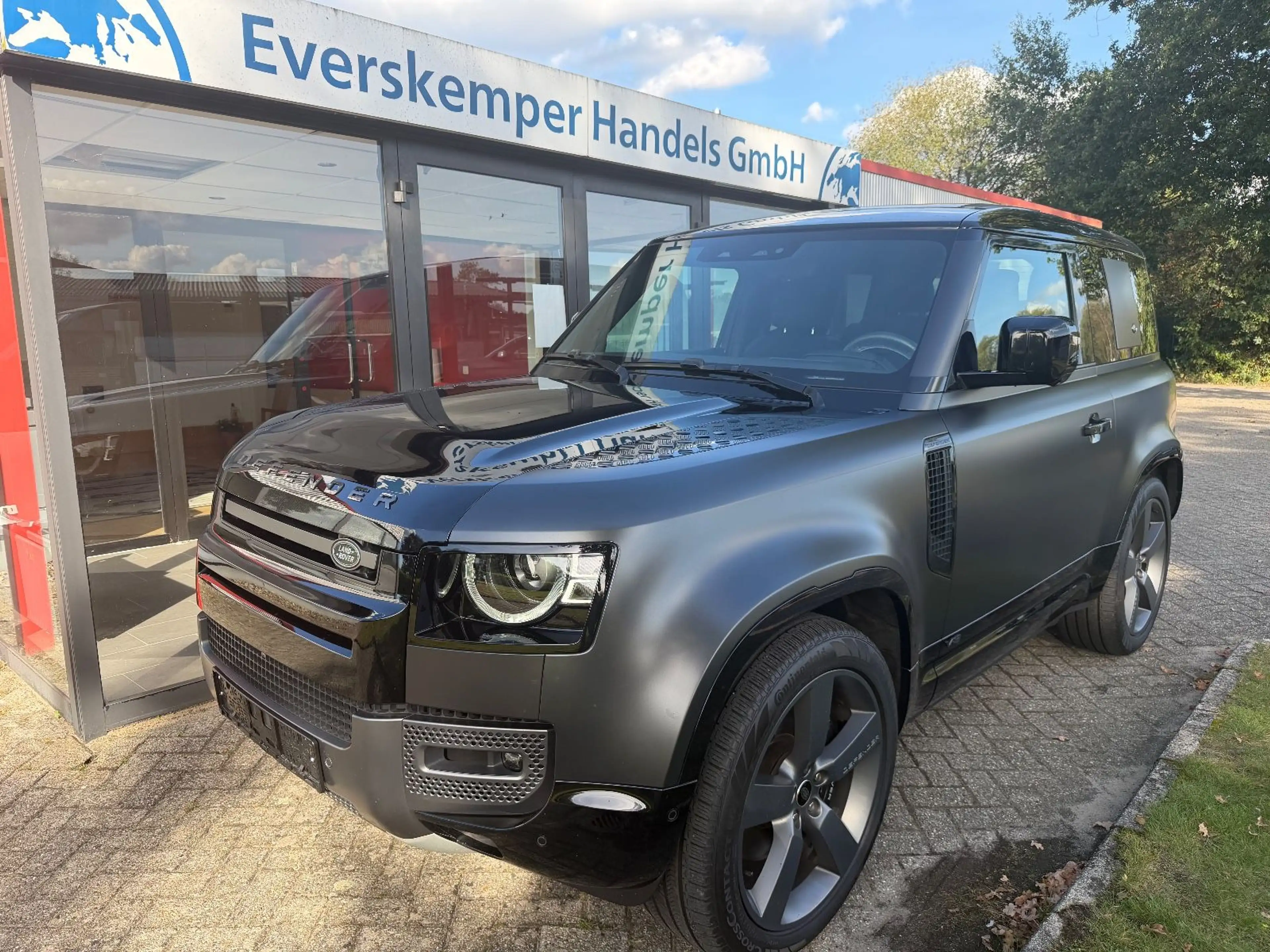 Land Rover Defender 90 Carpathian Edition V8