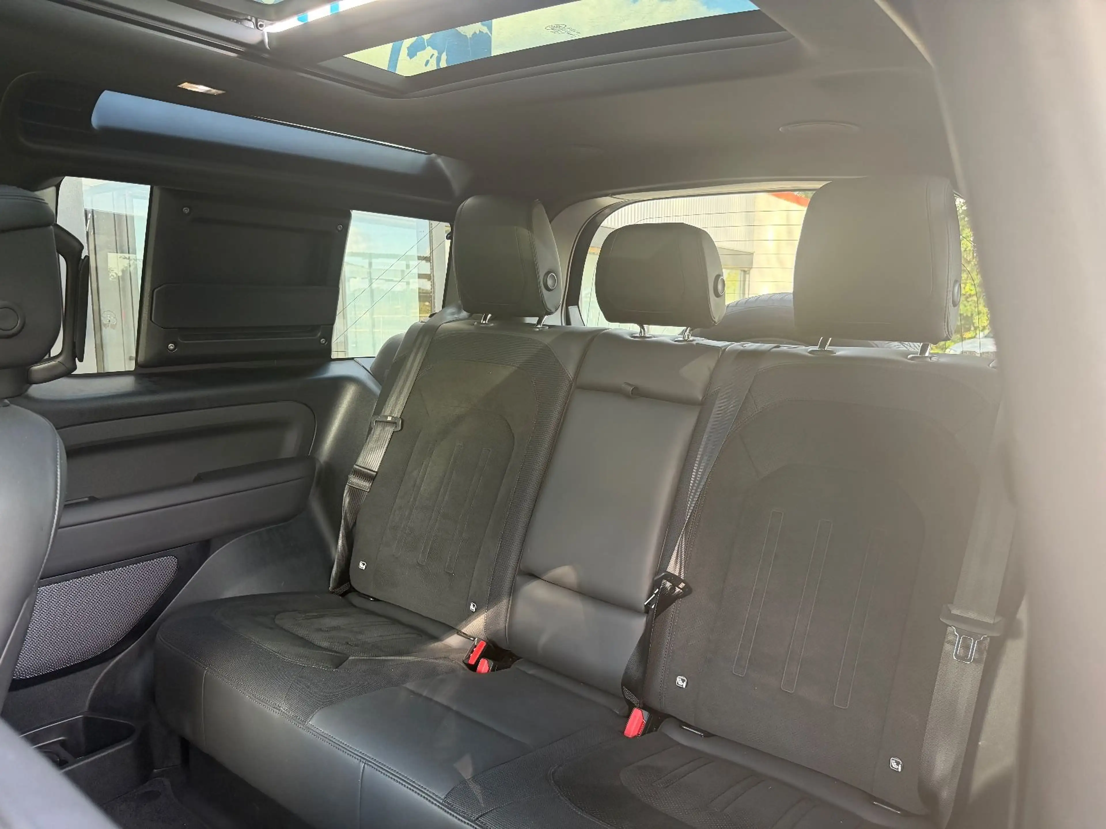Land Rover Defender 90 Carpathian Edition V8 — photo 14