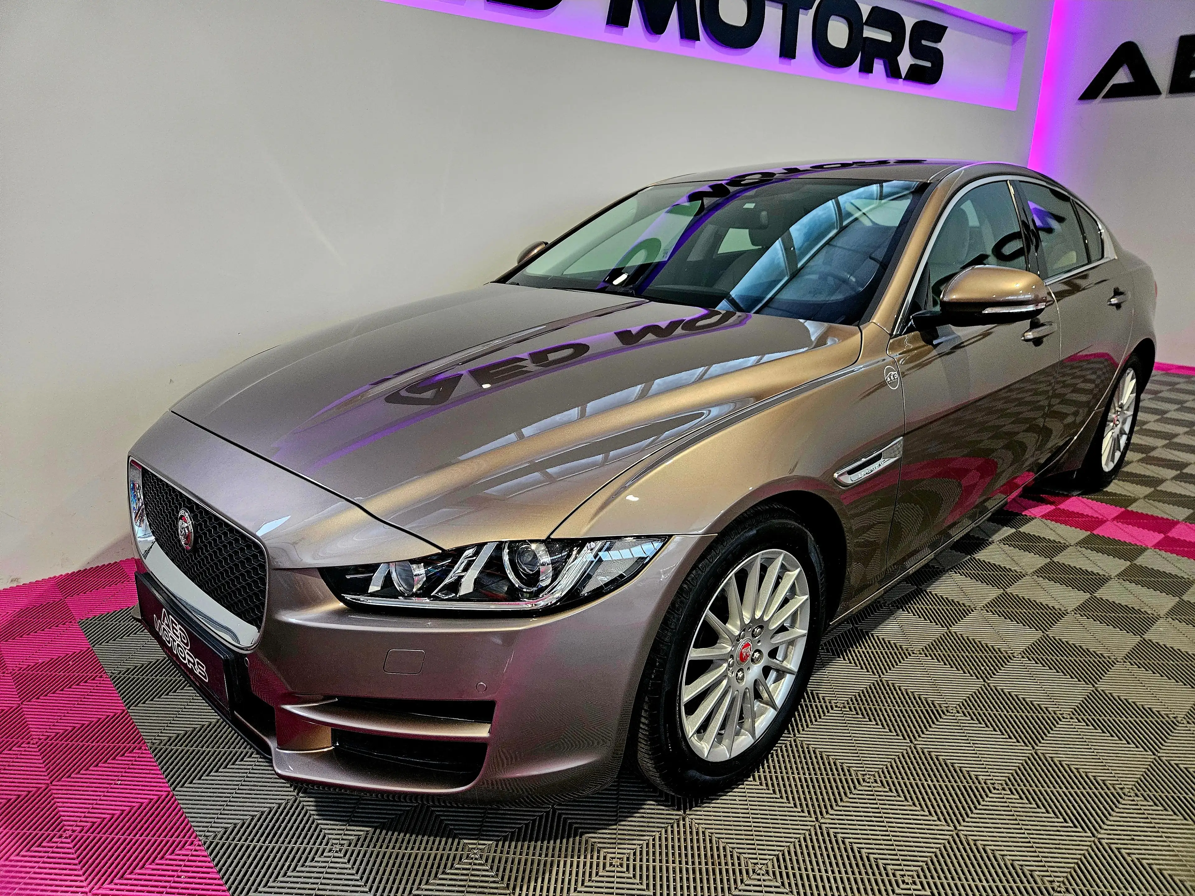 Jaguar XE Prestige 1.BESITZ — photo 6