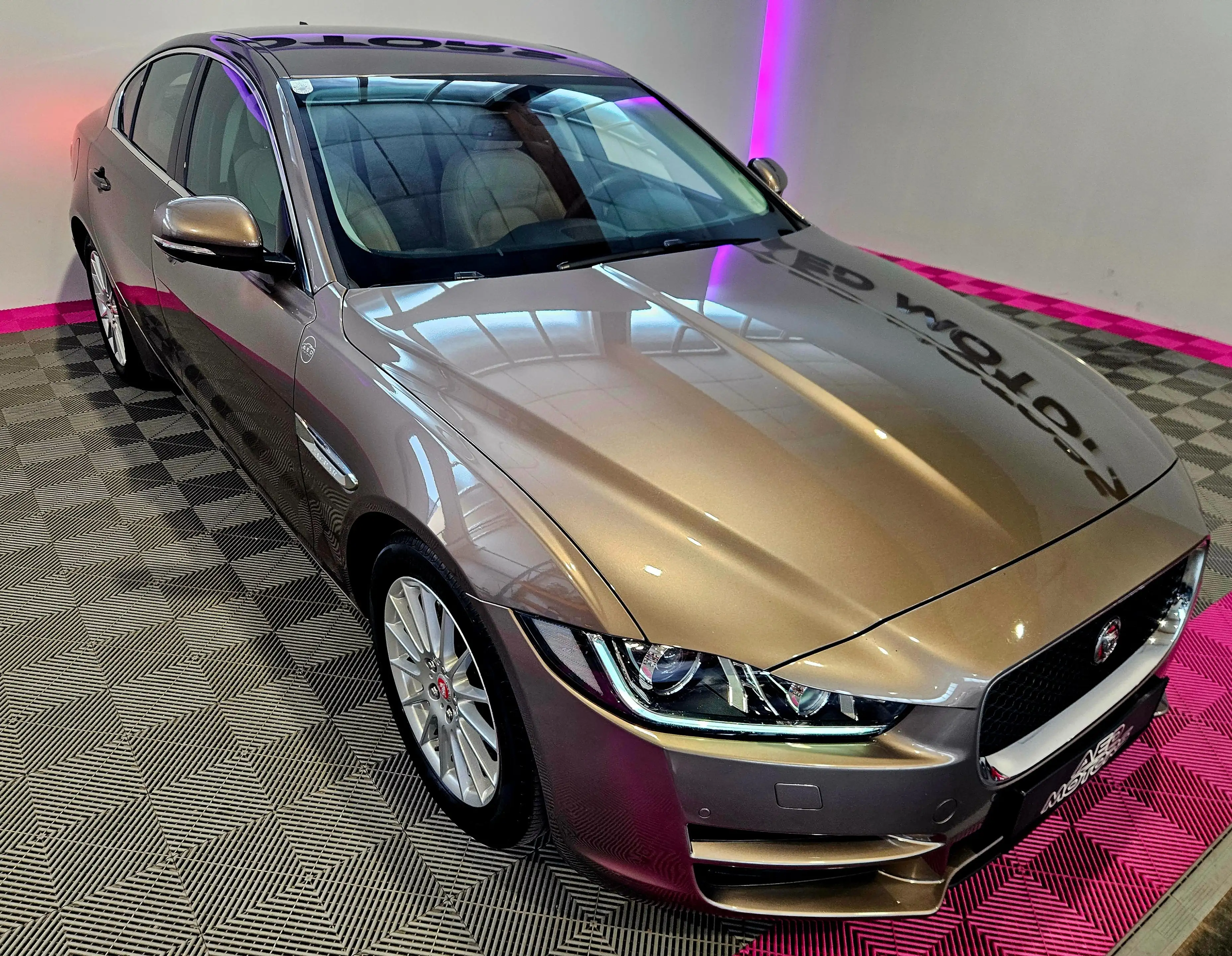 Jaguar XE Prestige 1.BESITZ — photo 12