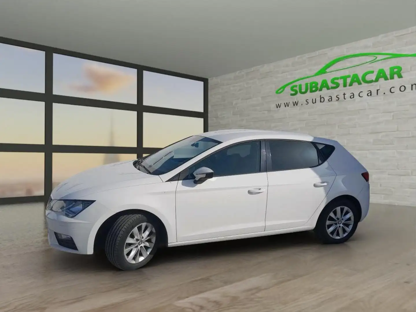 SEAT Leon 1.6 TDI 85kW (115CV) St&Sp Style Plus Blanco - 1