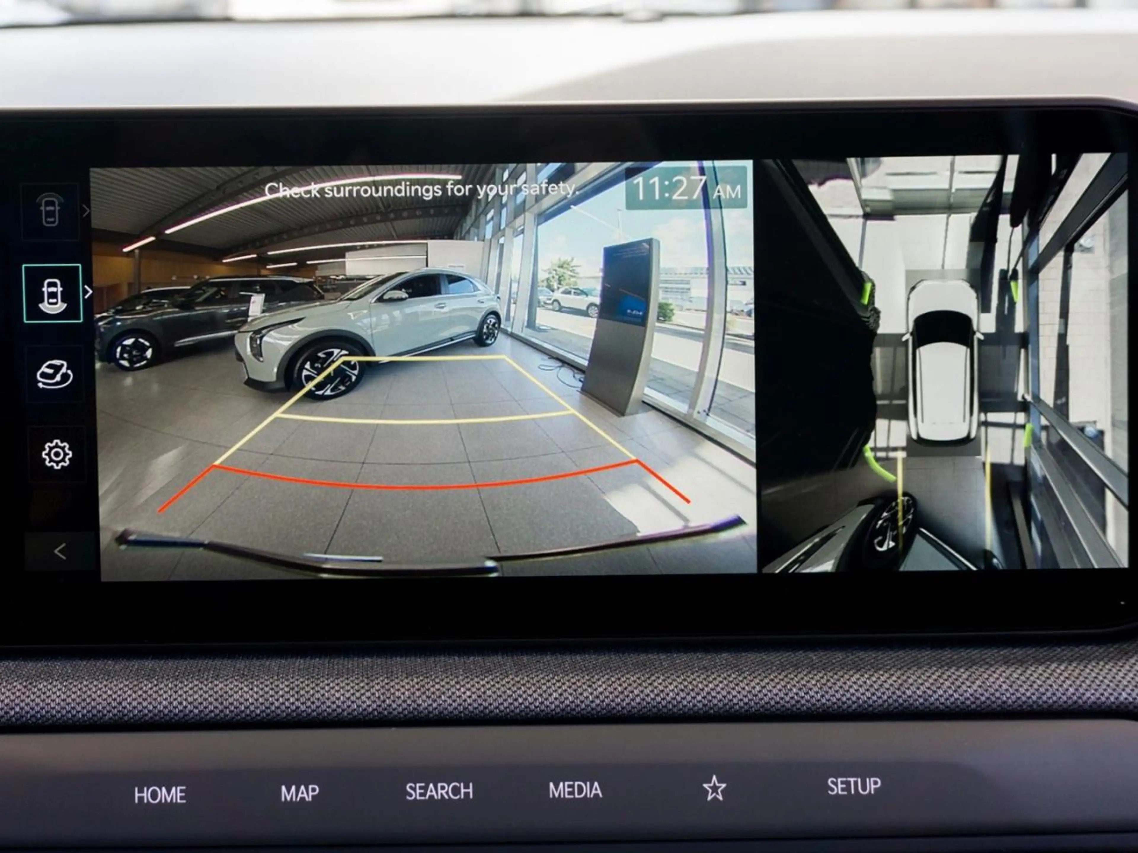 Kia EV3 81,4 kWh Earth Sound-P DriveWise 360° — photo 14